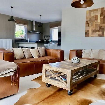 Loft En Duplex Avec Terrasse 3 Chambres Proche Pairi Daiza Монс Экстерьер фото