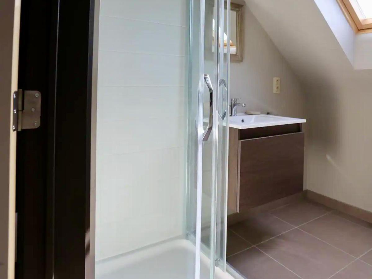 Loft En Duplex Avec Terrasse 3 Chambres Proche Pairi Daiza Монс Экстерьер фото