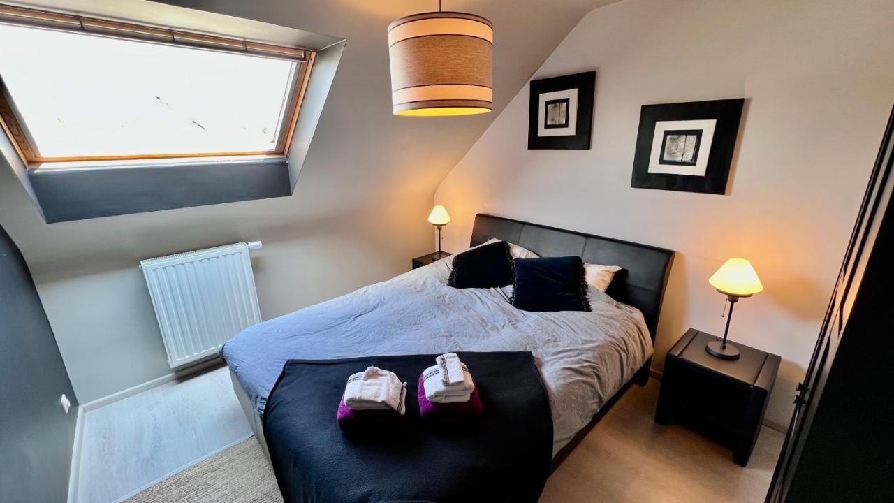 Loft En Duplex Avec Terrasse 3 Chambres Proche Pairi Daiza Монс Экстерьер фото